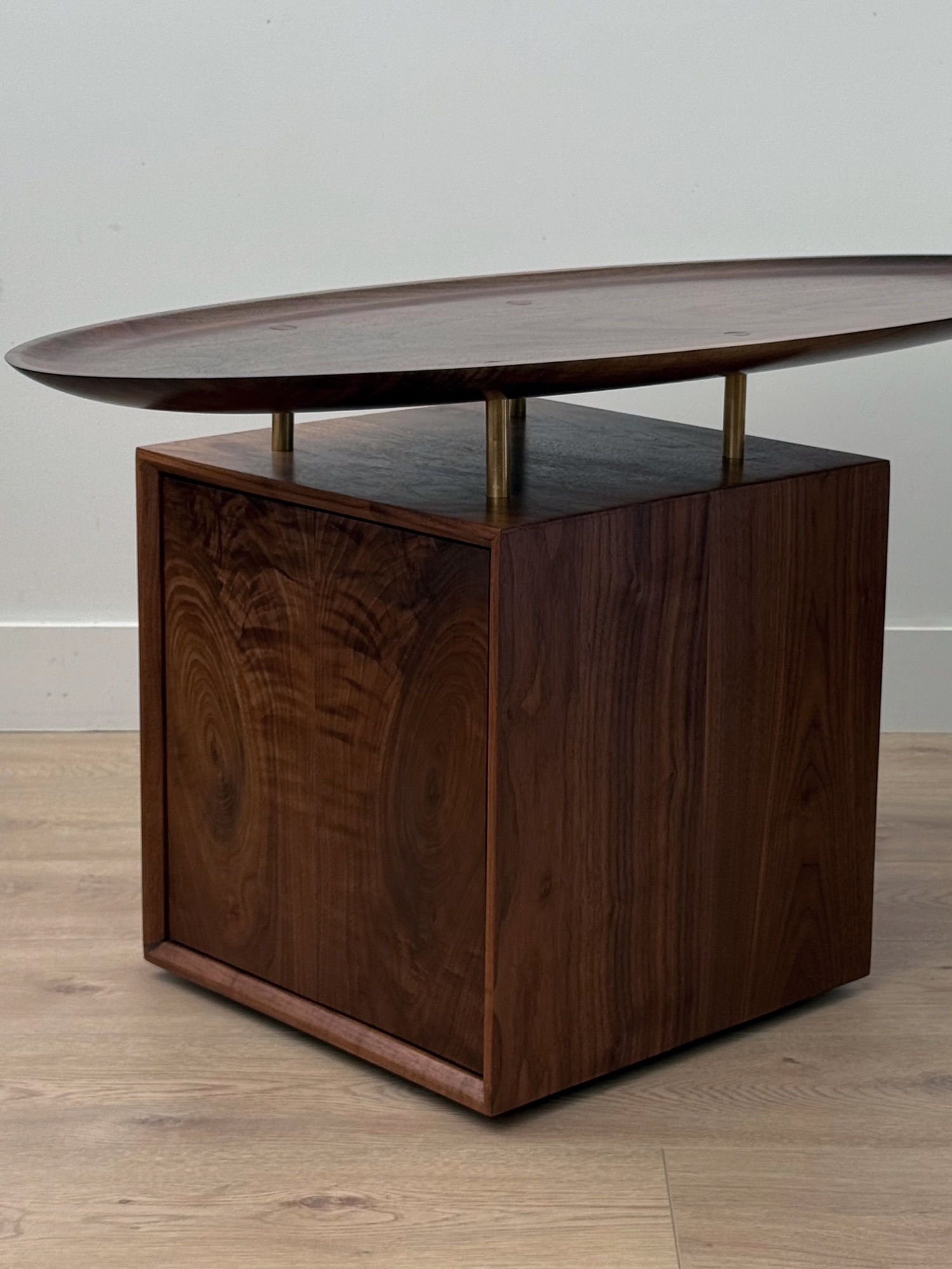 Cabinet and floating top